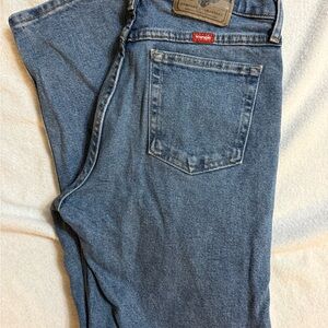 Wrangler Relaxed Fit Blue Jeans for Men